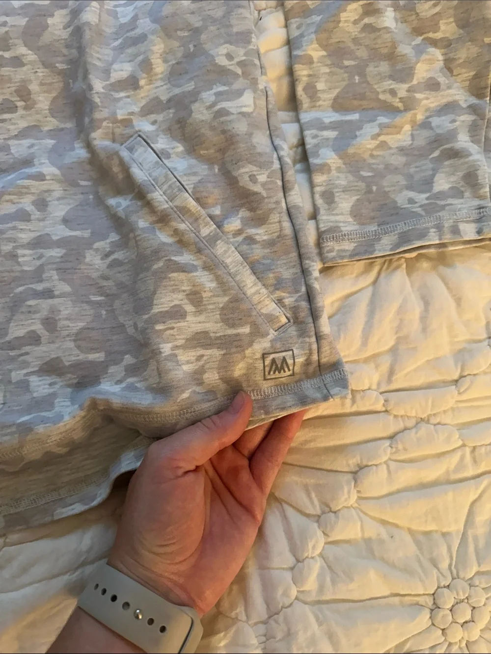 Mizzen+Main Heathered Light Gray Camo Hoodie